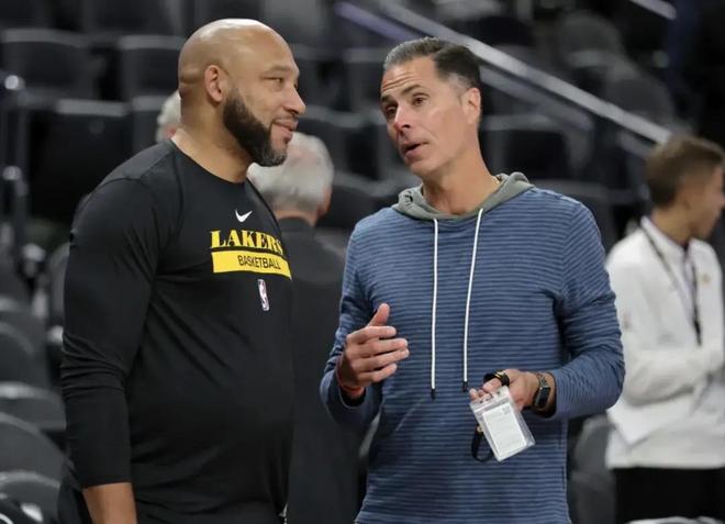 斯基拉：米兰计划激活莫德里奇续约条款，将合同延长至2027年（斯基拉：米兰拟触发莫德里奇续约条款，合同延至2027年）