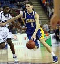 经典再现，皇家社会前锋巴雷内切亚半场吊射破门（半场神仙球！皇家社会前锋巴雷内切亚中圈吊射破网）