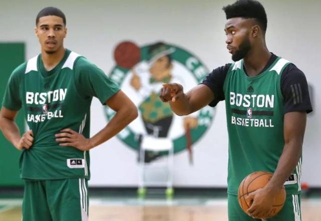 有机会吗？亚马尔19岁前欧冠已进7球，还差3球追平姆巴佩纪录（还有戏吗？19岁前欧冠已进7球的亚马尔距姆巴佩纪录仅差3球）