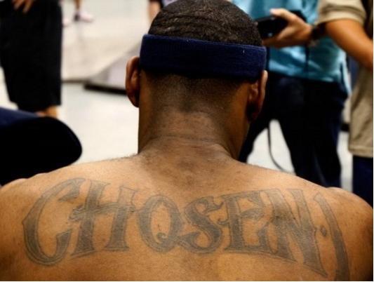 每体：巴萨内部对亚马尔每次客场都成为“头号公敌”感到担忧（每体：巴萨内部忧虑亚马尔在客场比赛屡成众矢之的）