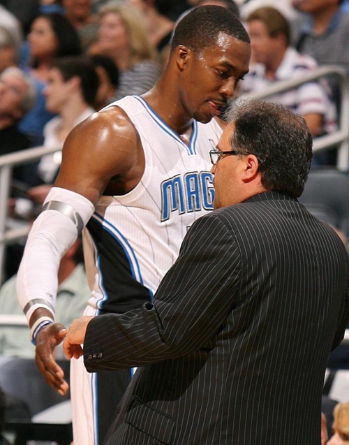 奥林匹亚科斯1-0客胜凯拉特，塔雷米助攻热尔松-马丁斯制胜（塔雷米送助攻，热尔松-马丁斯制胜，奥林匹亚科斯客场1-0力克凯拉特）