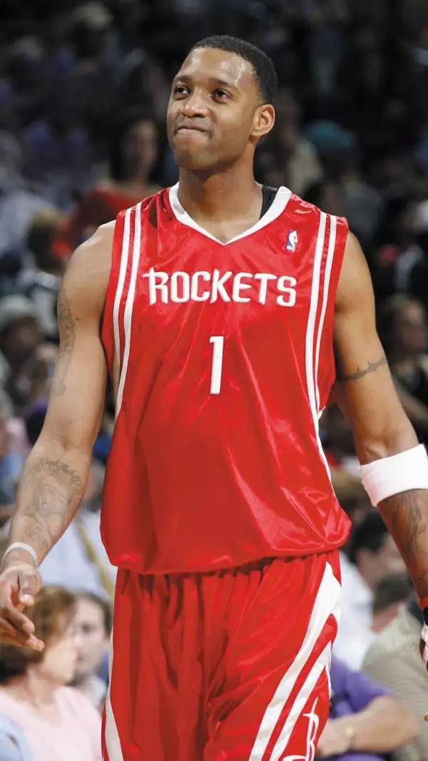 意媒：国米想让后防线年轻化，有意引入格伊、阿克或于帕（意媒：国米谋后防换血，目标格伊、阿克、于帕）