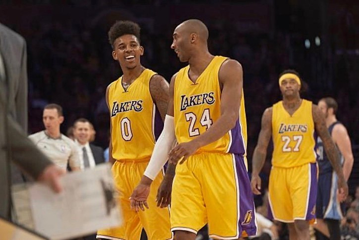 手感出色！埃奇库姆单节14分刷新个人单节得分新高（状态火热！埃奇库姆单节轰下14分，改写个人单节得分纪录）